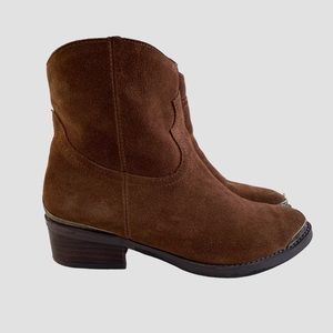 VERY VOLATILE WESTERN BOOTS